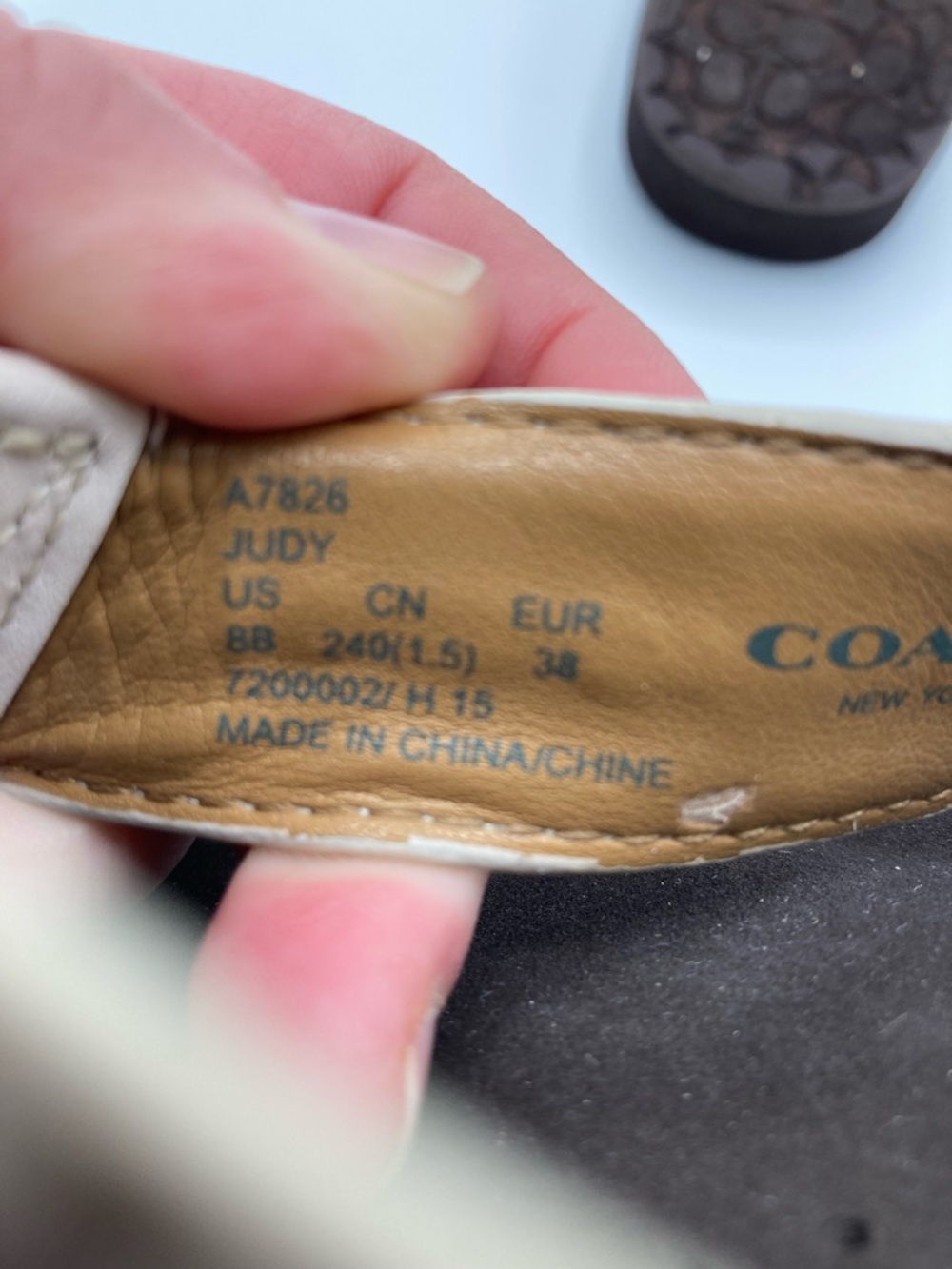Coach Judy Signature Logo Women's Flip Flops, Brown Leather, Size 8B - Picture 8 of 8